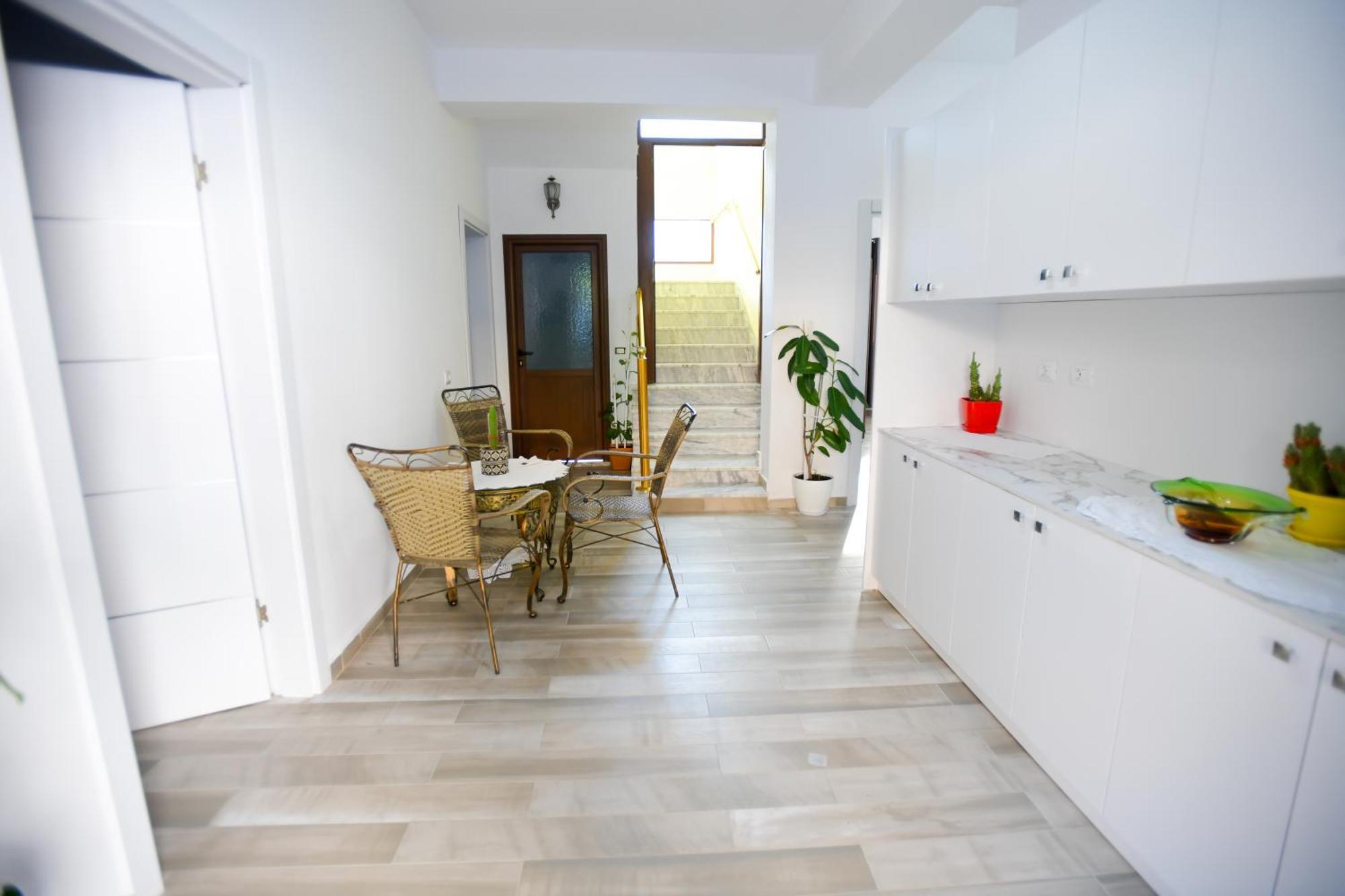 Vila Rivaaa Berat Exterior foto